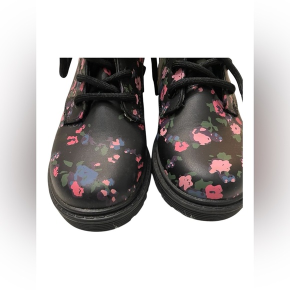 Art Class Flower Zip-Up Boots. Girls Size 3 - Picture 3 of 13